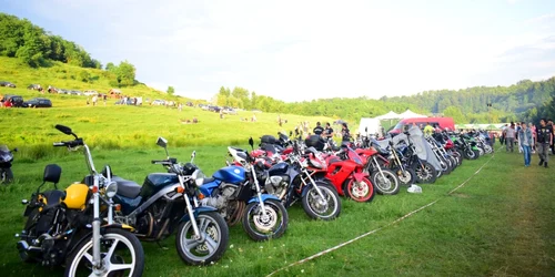 motociclist manesti