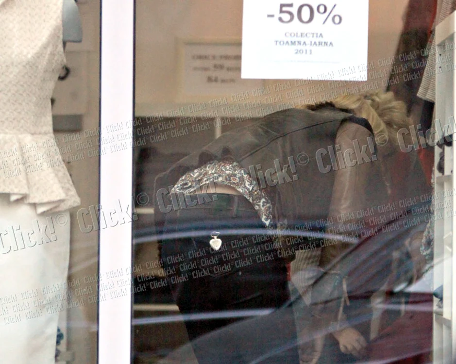 S-a oprit la bancomat  pentru că nu mai  avea bani în portofel (Fotografii: lexar)