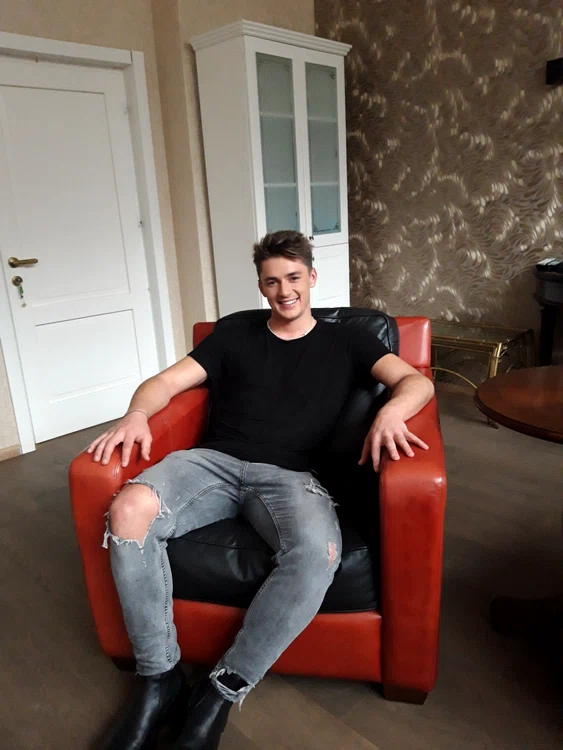 Cu Iulian Pîtea ne-am întâlnit la sediul Kanal D