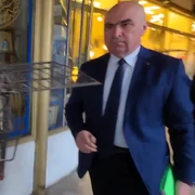 Marian Ceaușescu l-a urmărit pe Ilie Bolojan cu o cușcă de sobolani
