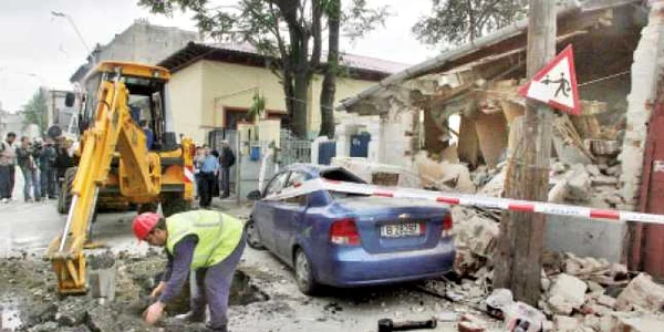 Imobilul de la numărul 49A, din strada Precupeţii Vechi, a fost distrus în totalitate la 16 mai 2006 
