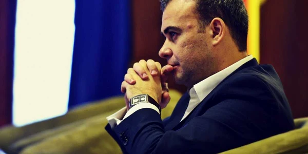 Vâlcov ocupa şi un loc în Consiliul Suprem de Apărare a Ţării (CSAT)