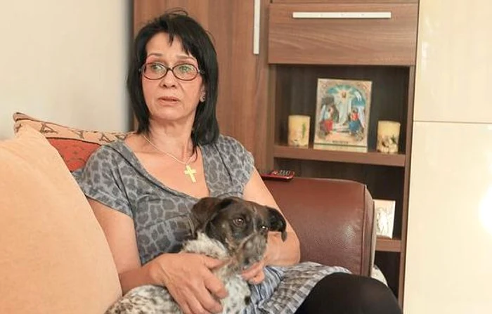 Elena Ploieşteanu este extrem de supărată pe cei doiFoto Click! de la Prima Tv