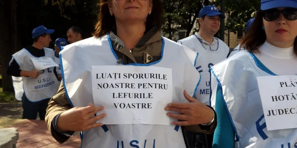 protest profesori turnu severin FOTO Alexandra Georgescu 