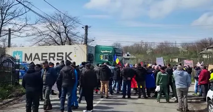 Agricultorii spun că riscă falimentul din cauza importului de grâu din Ucraina FOTO captură  video