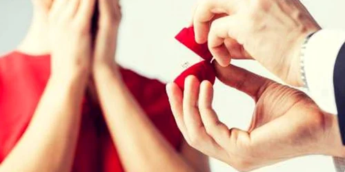 Zodiile care se logodesc în 2019. Ei sunt nativii care vor trăi momente de neuitat