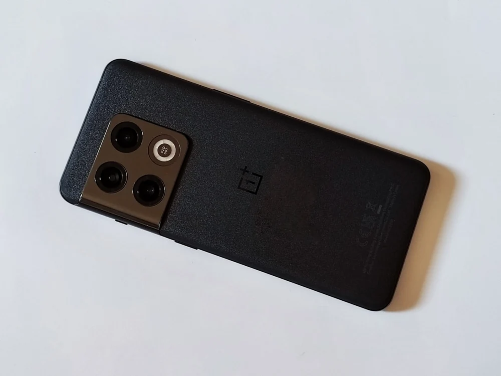 OnePlus 10 Pro FOTO Adrian Pogîngeanu