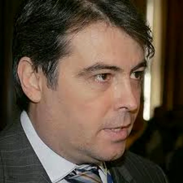 Pe cînd un partid neo legionar în Parlament? jpeg