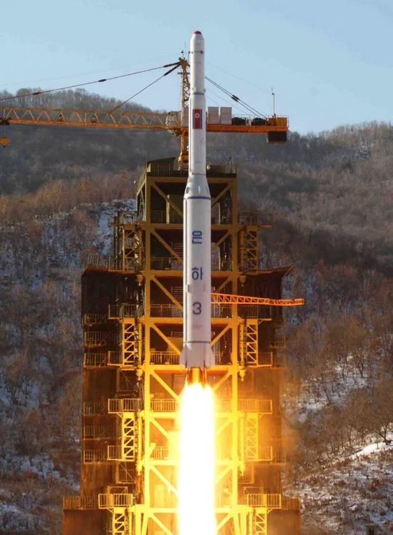 „Pentru a face ca arsenalul său nuclear să fie mai ameninţător, Coreea 
de Nord trebuie să demonstreze că poate ataşa arme pe rachete cu rază 
lungă“. FOTO:Reuters