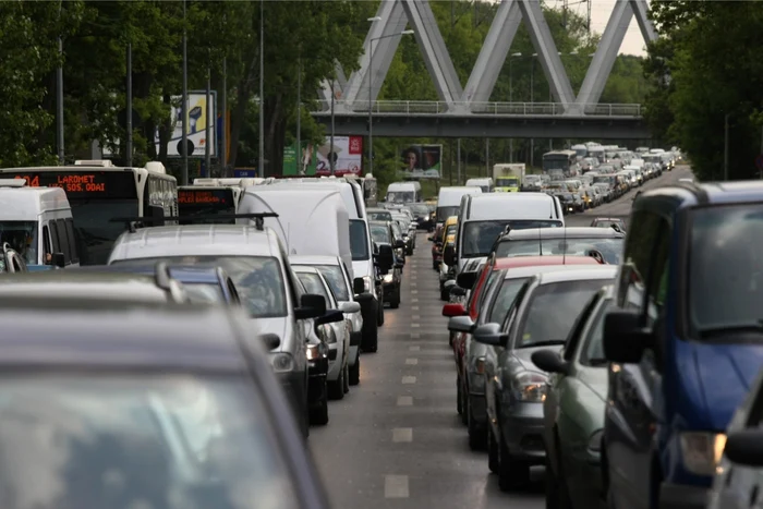 Poliţia Rutieră se aşteaptă la aglomeraţie pe DN1 FOTO Adevărul