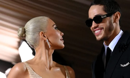 Kim Kardashian si Pete Davidson (3) jpg