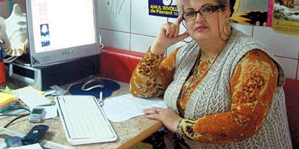 Astroloaga Livia Tăutu încearcă să ajute orădenii să treacă mai uşor peste criză
