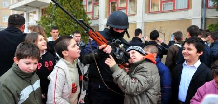 Jandarmii au pregătit mai multe exerciţii demonstrative