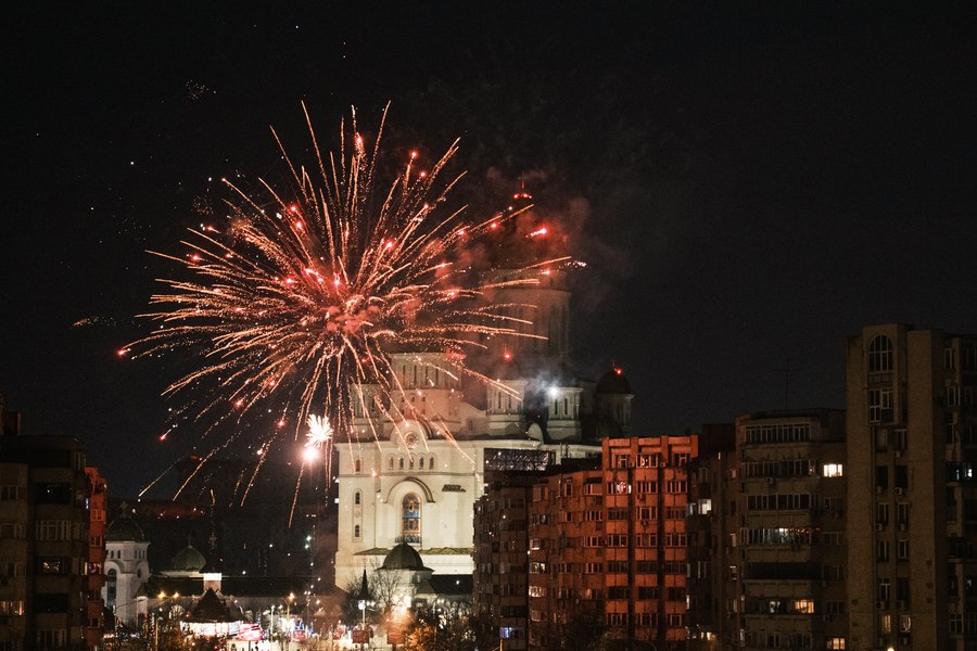 Bucureștiul, sub un „nor toxic” după artificii: cartierele unde PM2.5 a urcat la niveluri record 
