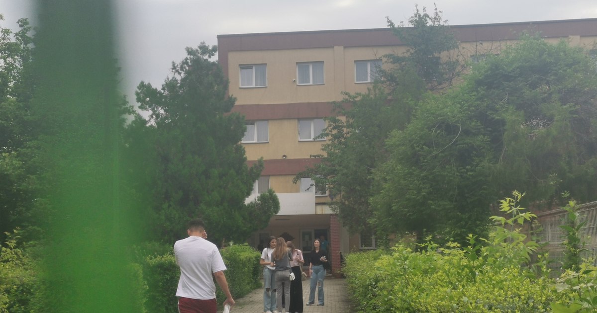 Bac 2025. Peste 1.250 candidați absenți de la prima probă scrisă. Alți 25 au fost eliminați