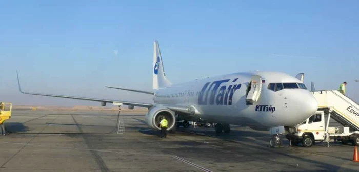 Aeronava Boeing 737, aparţinând operatorului UTair Aviation, a solicitat aterizarea de urgenţă pe aeroportul Pulkovo din Sankt Petersburg FOTO wikipedia.org