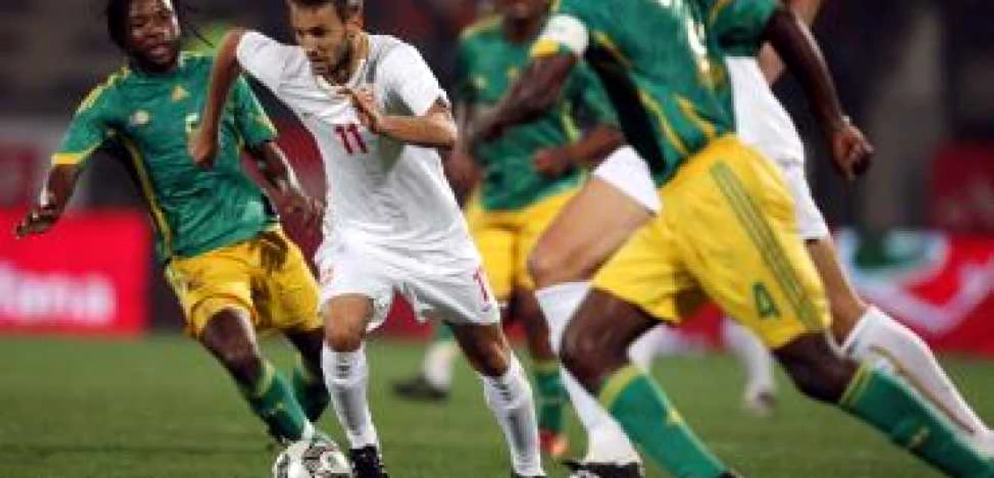 FOTBAL: Serbia a învins în Africa de Sud şi aşteaptă preliminariile