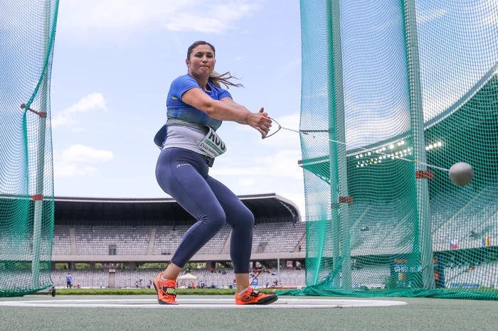 Bianca Ghelber se va lupta pentru medalia olimpică la aruncarea ciocanuluiFoto: Guliver / GettyImages