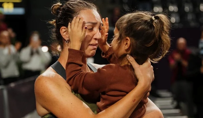 Patricia Țig a savurat din plin victoria spre optimile turneului (FOTO: Facebook)