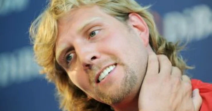 BASCHET: Dirk Nowitzki se luptă pentru copilul său încă nenăscut