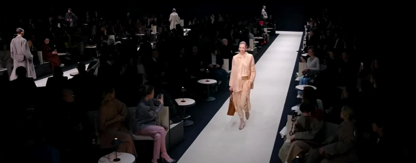 Casa de modă Giorgio Armani a fost amendată Foto Captură Video - Youtube