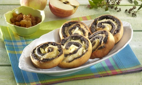 Scrolls with Poppy and Apples (step by step) jpeg