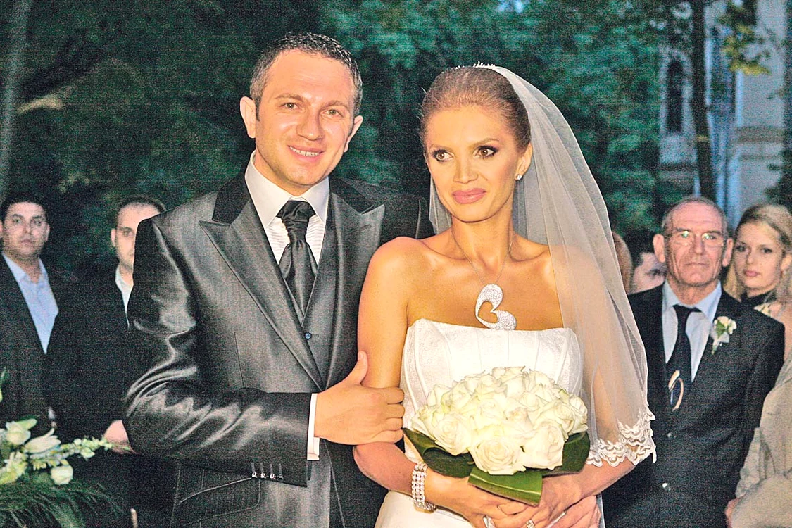 Cristina și Alin  au făcut nuntă  grandioasă în 2008
