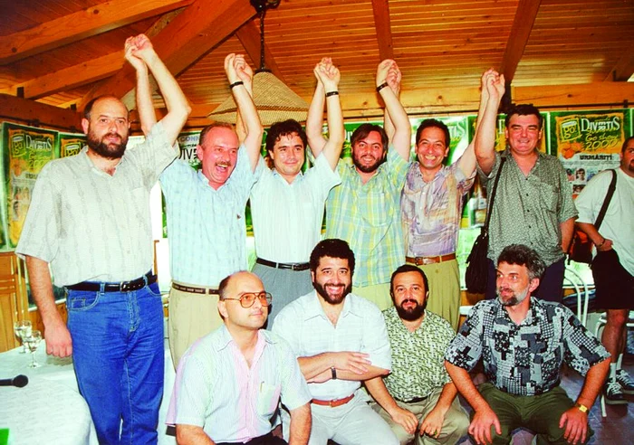 Ce au albit «Divertişii»!