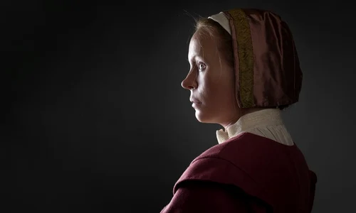 Reconstrucția chipului tinerei din Mormântul 75