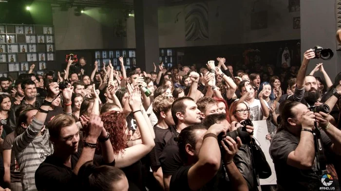 
    Tinerii din Colectiv nu aveau habar ce urma să se întâmple în seara de 30 octombriefoto: Arhivamea.ro  