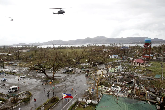 Dezastrul făcut de Taifunul Haiyan in Filipine foto reuters