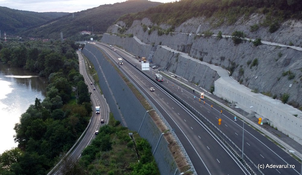 Marea autostradă din România plănuită în anii '80 care nu a mai fost realizată. Avea 870 de kilometri și trecea prin 11 județe