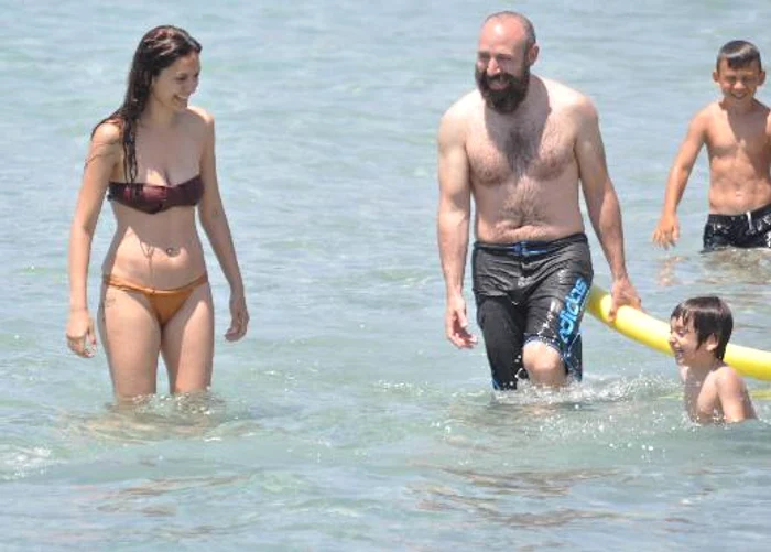 Halit Ergenç şi familia