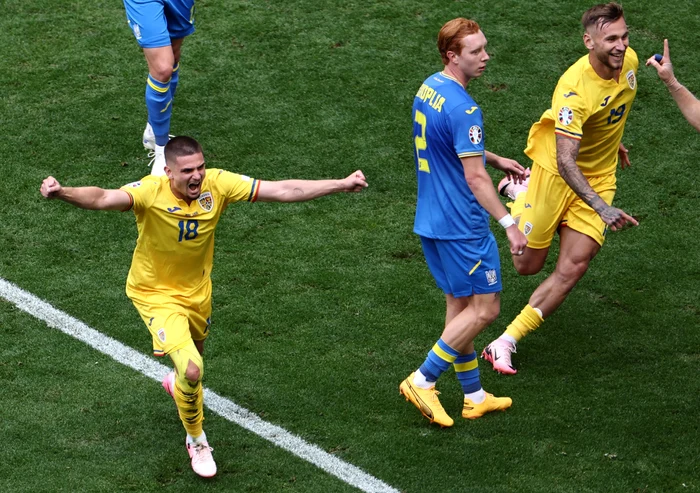 Răzvan Marin (stânga) a înscris golul de 2-0 cu Ucraina. FOTO: EPA-EFE