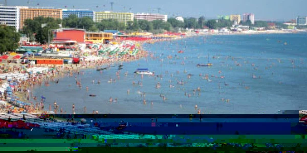 Îngrămădeală pe litoral