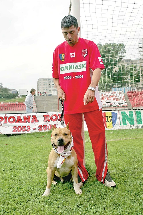 «Nişte imbecili l-au  făcut bolnav cu inima»