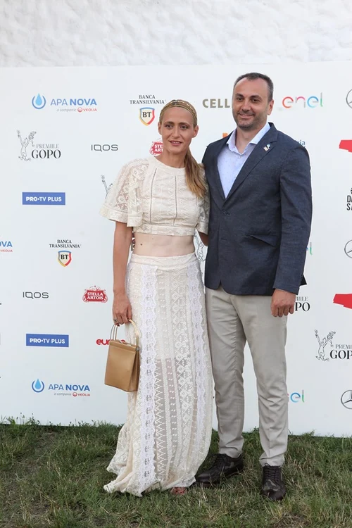 Camelia Potec alături de soțul său