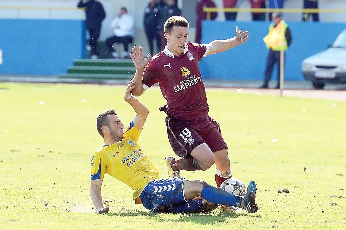 
    Nicolae Vasile  nu ştie dacă  va mai  rămâne  la Rapid  