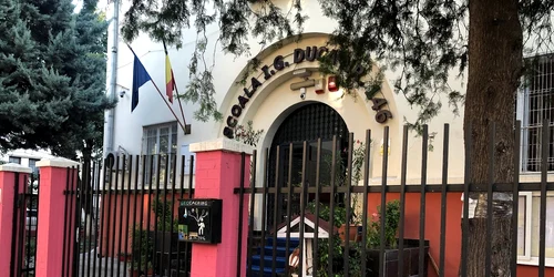 Şcoala Gimnazială nr  146 I G  Duca jpg