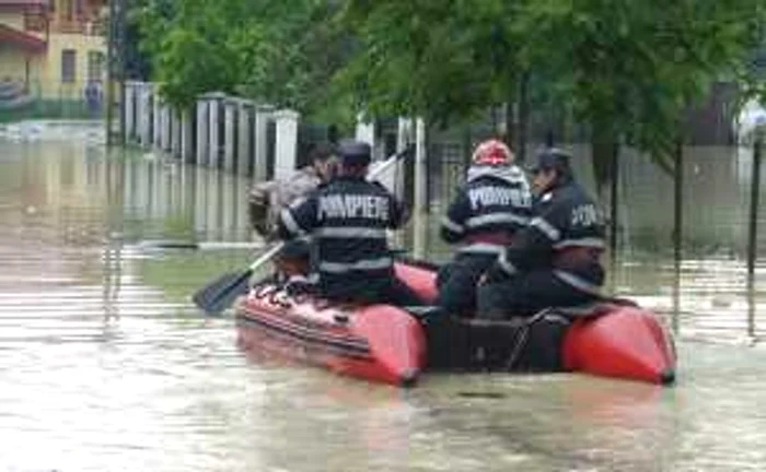 Ramnicu Valcea acoperit de ape