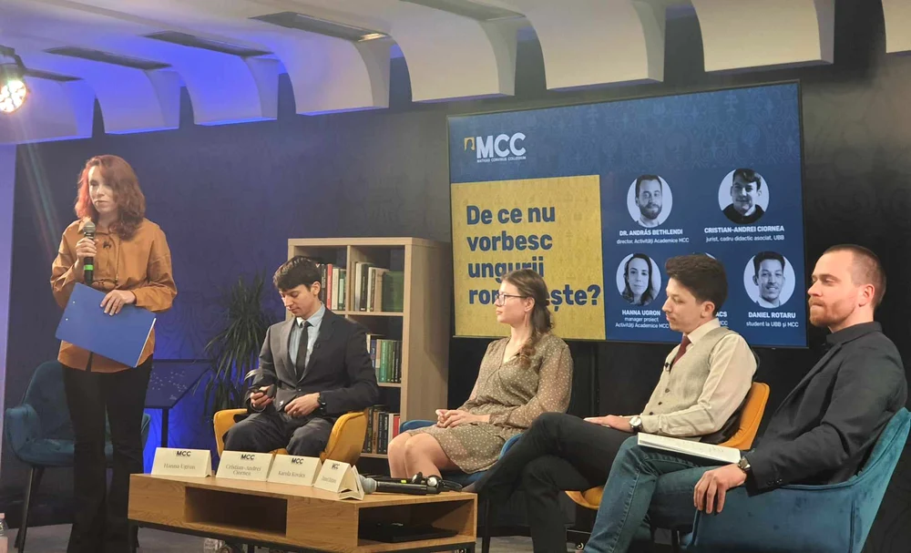 Dezbaterea „De ce nu vorbesc ungurii românește” de la Cluj-Napoca. FOTO: Remus Florescu