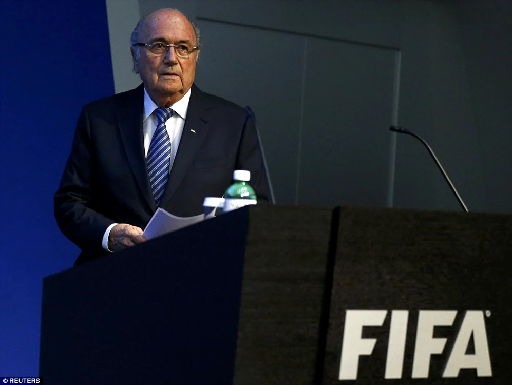 
    Demisia lui Blatter a venit pe neaşteptate  