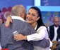 Gabriela Cristea şi George Stanca au făcut pace şi s au îmbrăţişat în direct (captură: Pro TV) jpeg