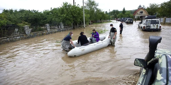 ucraina inundatii