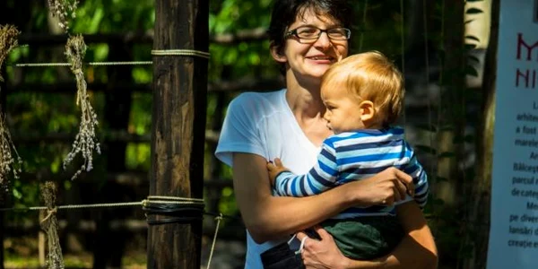 Gabriela Solomon de la „Gate to Romania” organizatoarea „Oltenia şi Muntenia Brunch” - la unul din evenimentele de gastronomie Foto Alex Petrescu
