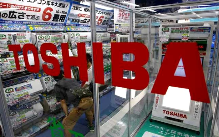 Anul trecut, Toshiba a fost lovită de unul dintre cele mai urâte scandaluri financiare din Japonia FOTO: AP