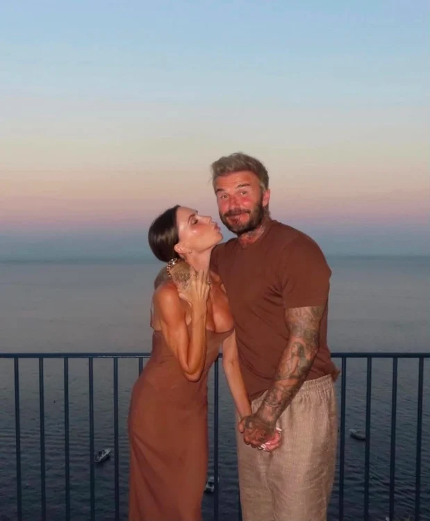 Victoria și David Beckham, Instagram (1) jfif