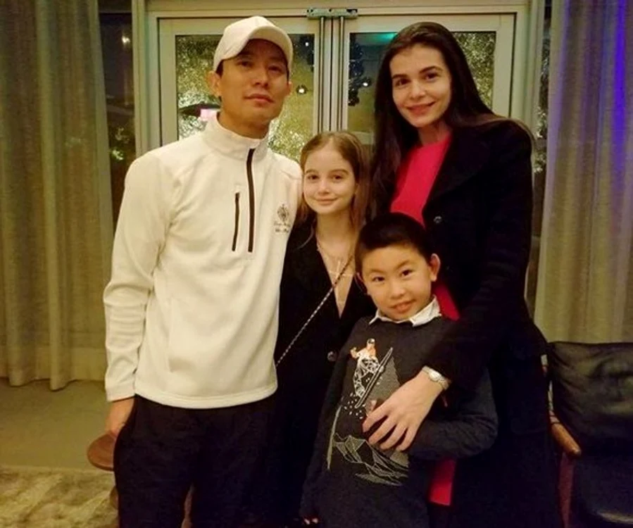 Monica Gabor și Mr Pink alături de Irina și de Anthony, copiii lor din relațiile anterioare