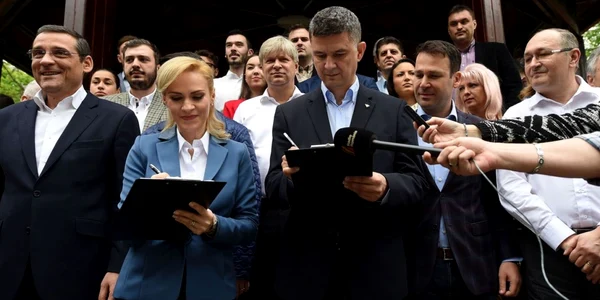 Gabriela Firea şi  Valeriu Steriu FOTO PSD 