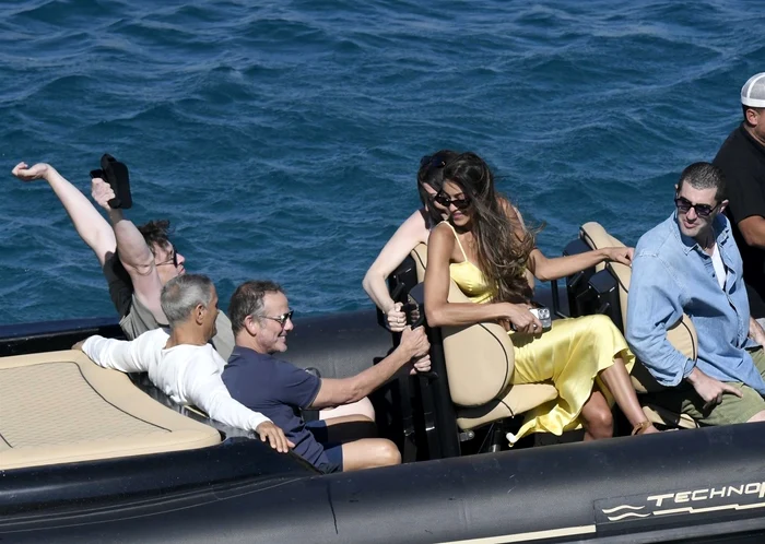 Elon Musk în Mykonos (6) jpg